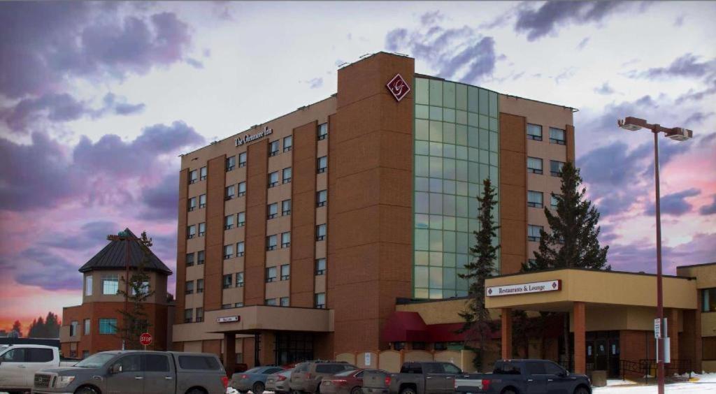 The Glenmore Inn & Convention Centre YYC Exterior photo